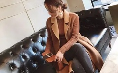 喂奶姐事件完整照片